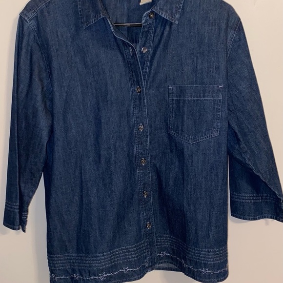 J. Jill Denim Embellished Denim Shirt 3/4 Sleeve Embroidered Beautiful Top NWOT - Picture 11 of 11